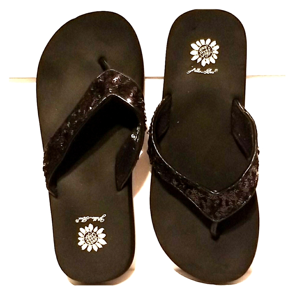 Yellow Box Korrie black sequin flip flops
